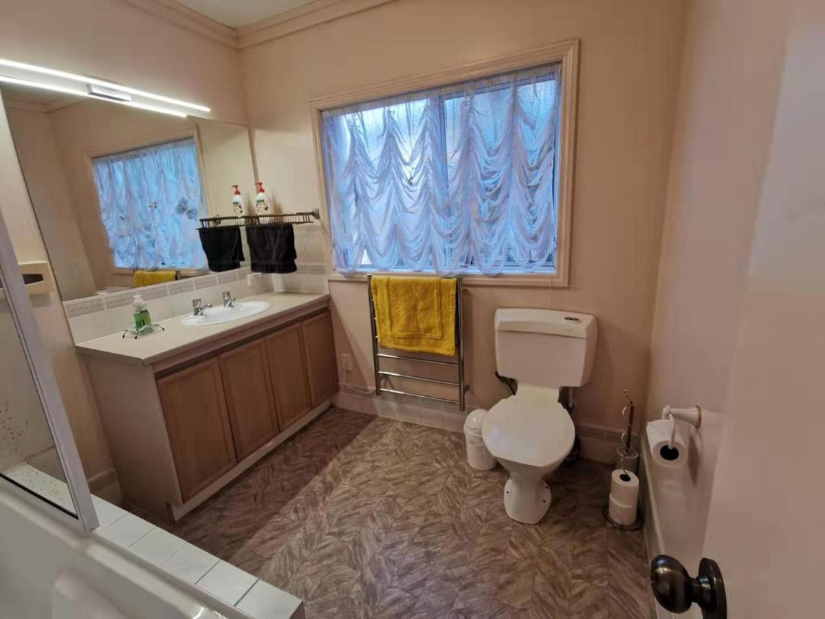 Large Private Room In Modern Stylish House Dunedin Ngoại thất bức ảnh